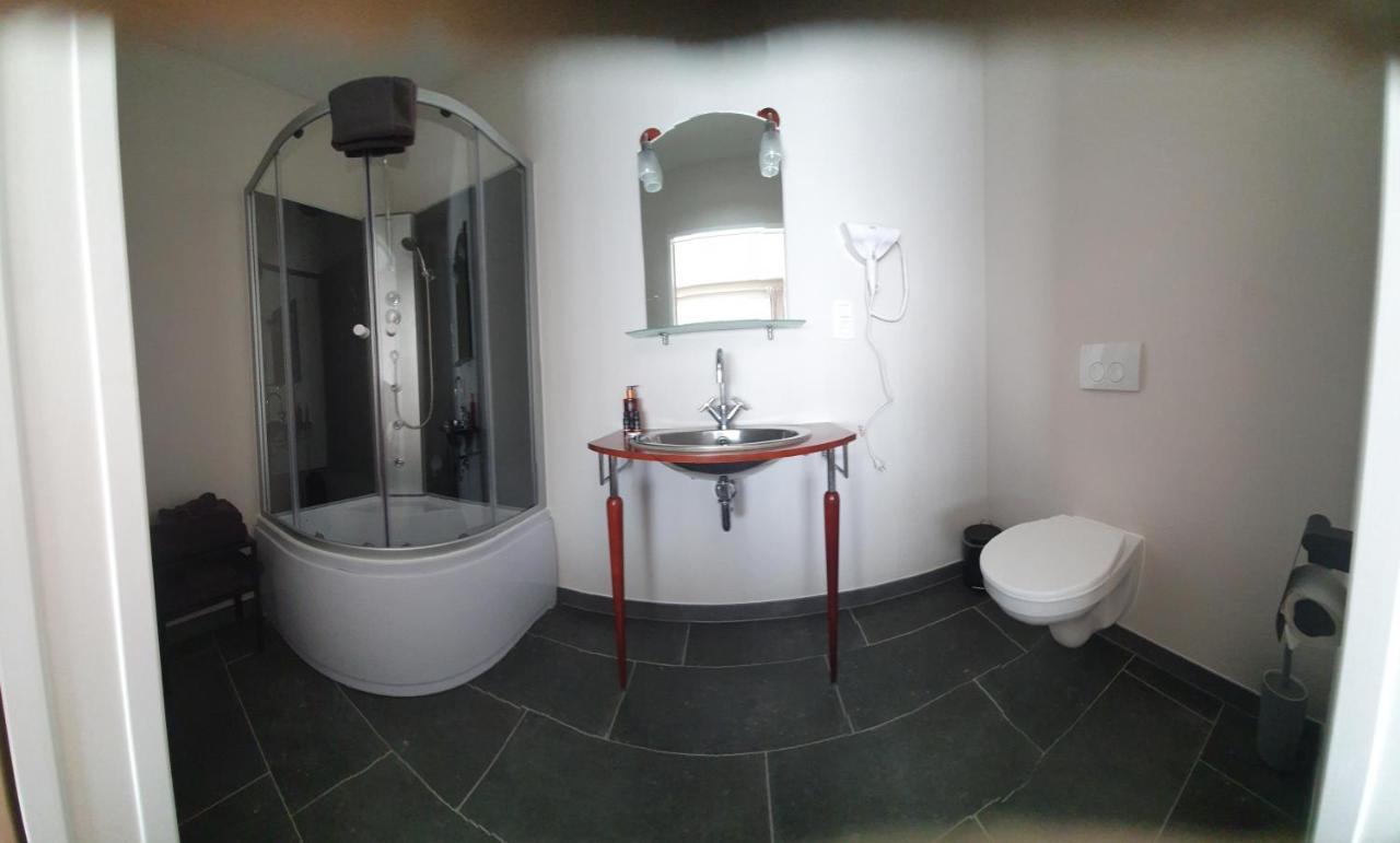 Guesthouse Deladix Άσσελτ Εξωτερικό φωτογραφία